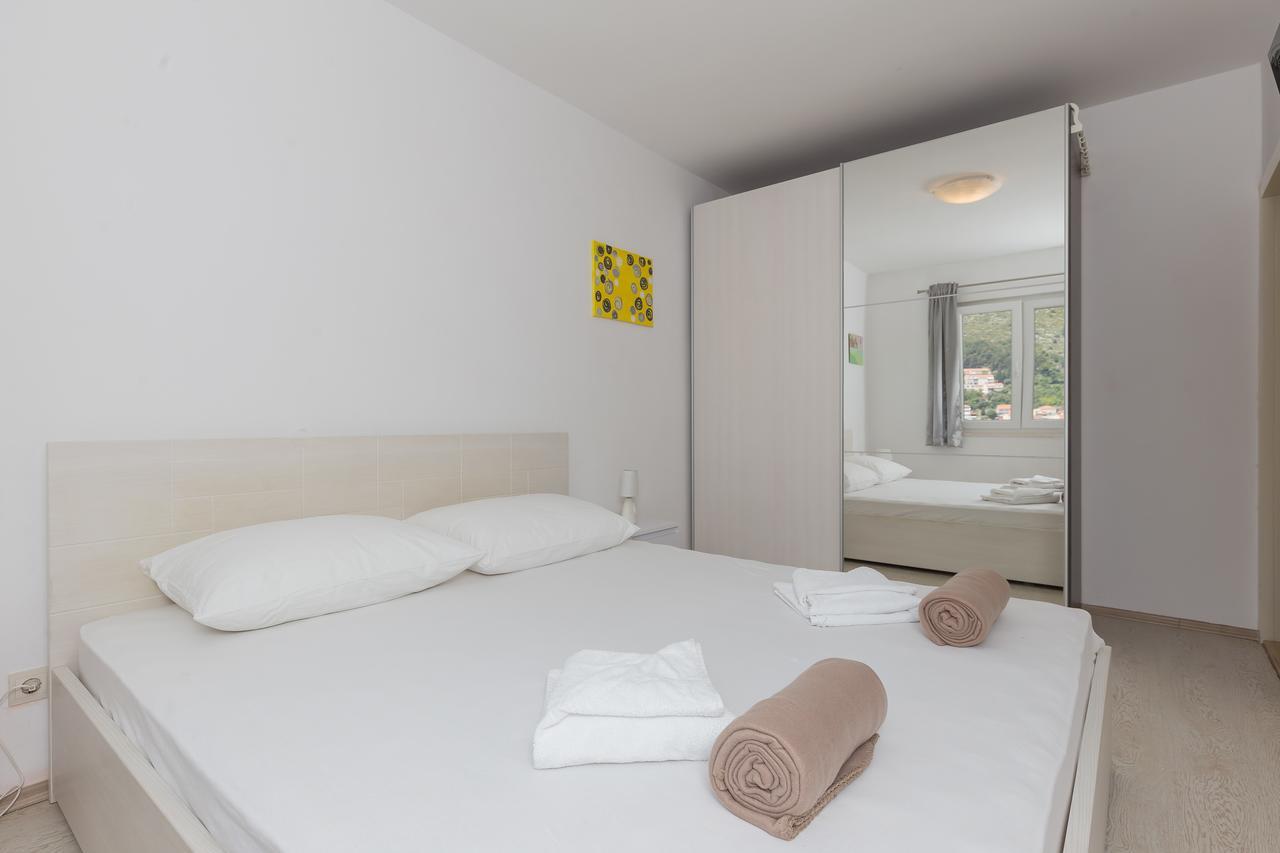 Apartment Karlo ดูบรอฟนิก ภายนอก รูปภาพ