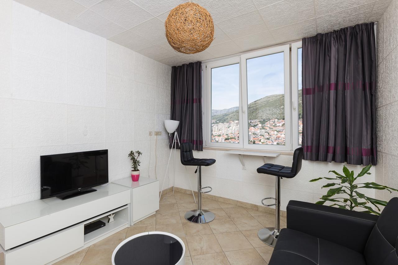 Apartment Karlo ดูบรอฟนิก ภายนอก รูปภาพ