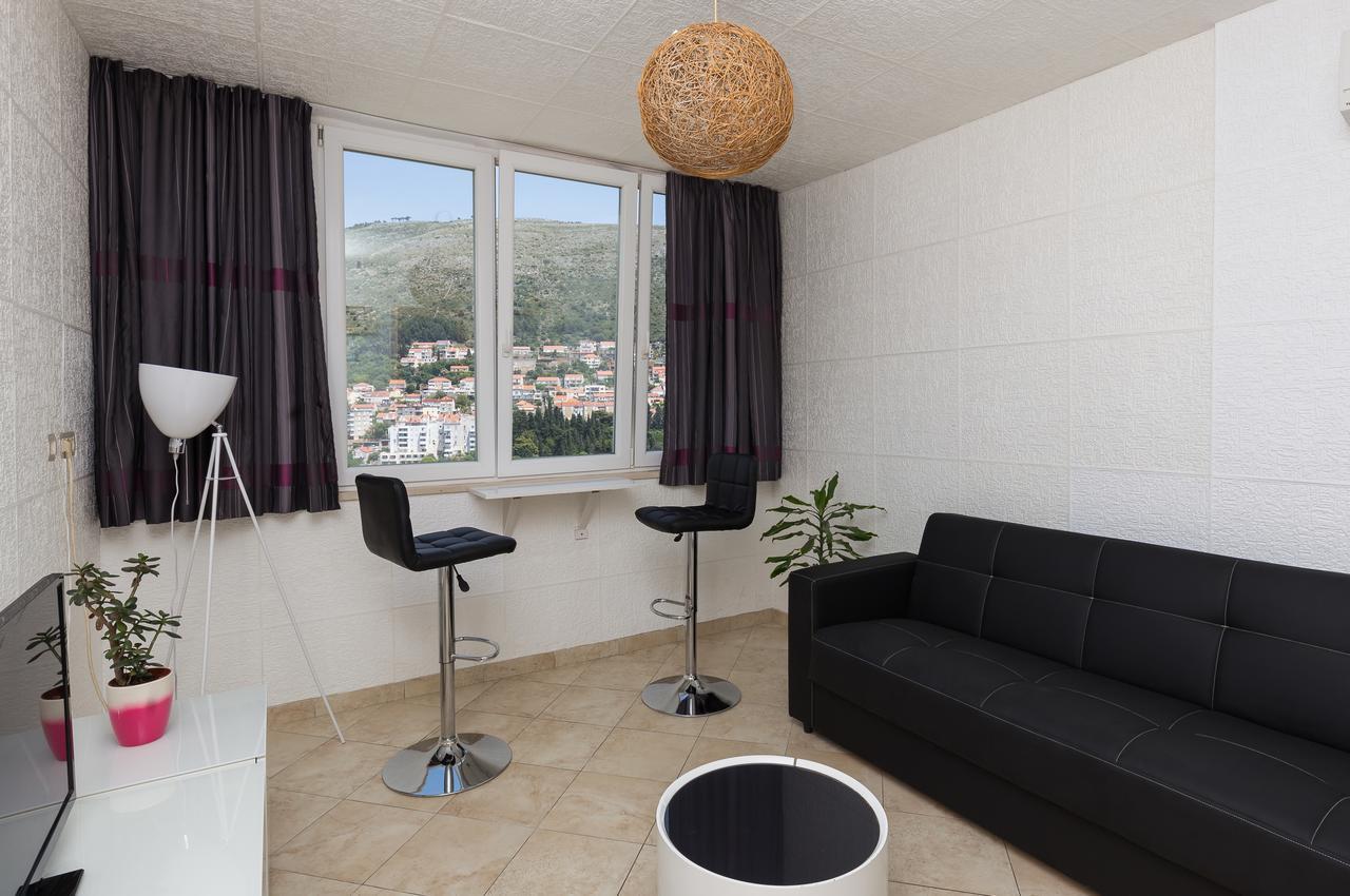 Apartment Karlo ดูบรอฟนิก ภายนอก รูปภาพ